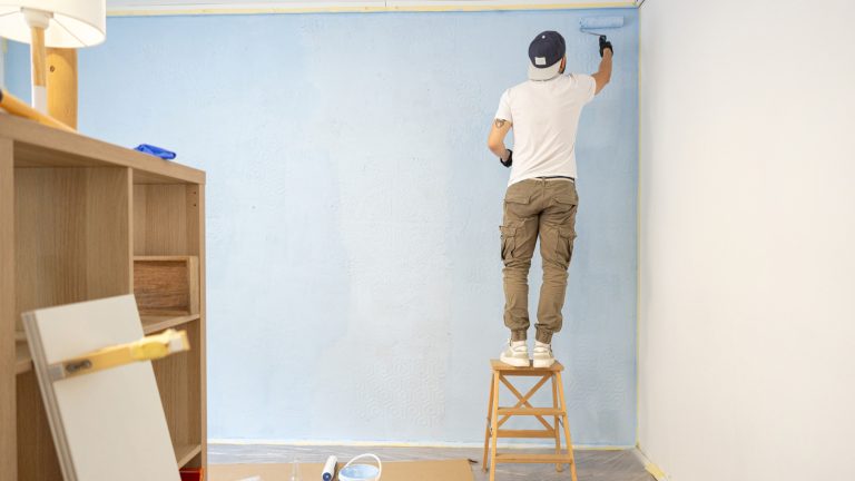 How to Make a Small Bedroom Look Bigger with Paint